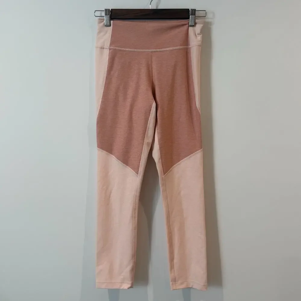 Outdoor Voices 3/4 Warmup Leggings Pink Colorblock XS Athletic Pants EUC - Picture 3 of 5